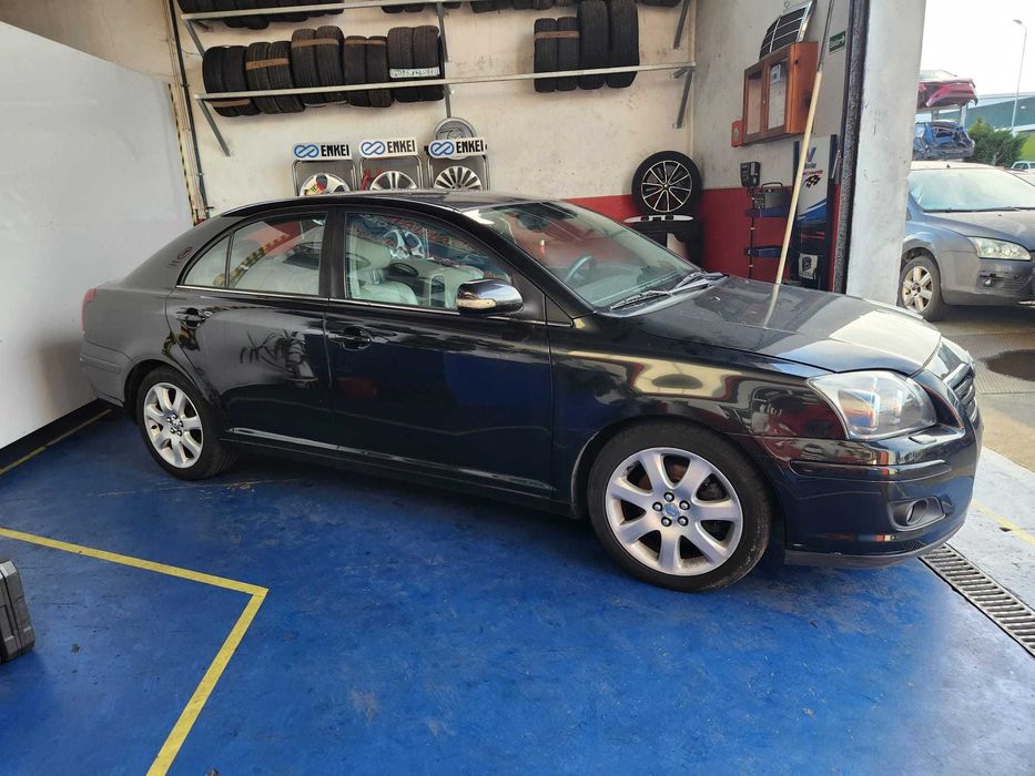 Toyota Avensis 2.0 D4D de 2007 ás peças.