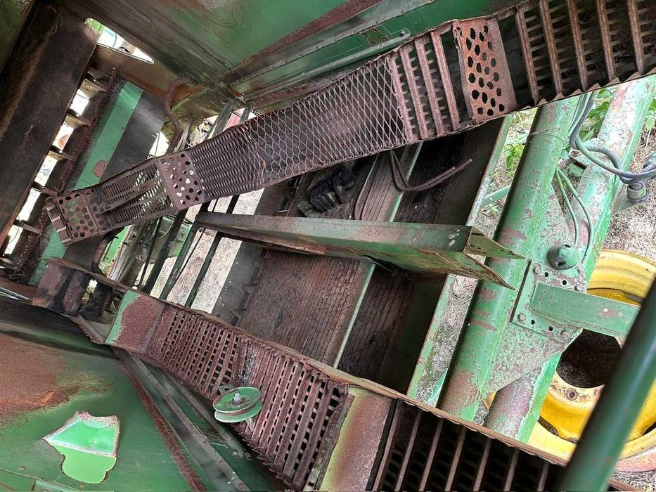 wytrząsacz JOHN DEERE 1085
