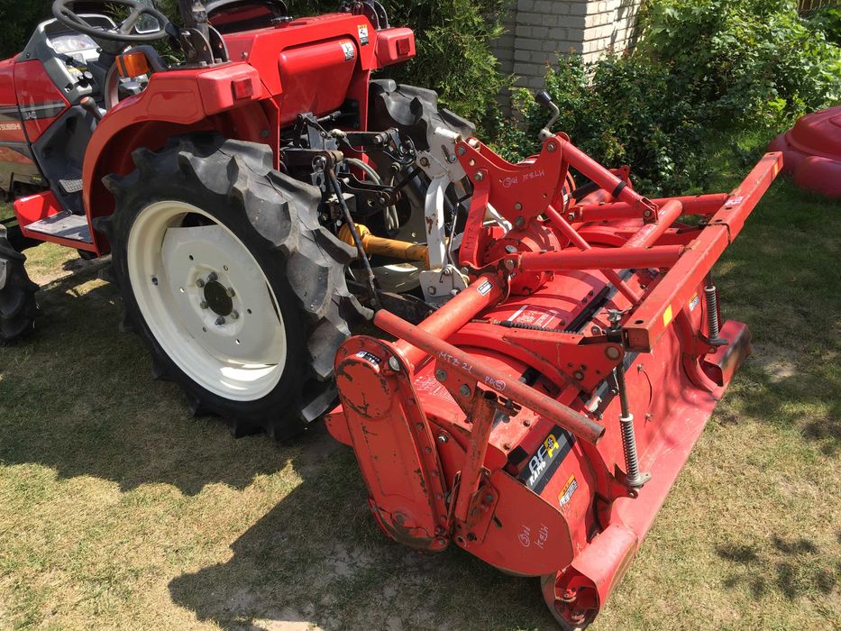 Glebogryzarka Japońska Ursus C 330 360 Kubota Iseki Yanmar Mitsubishi