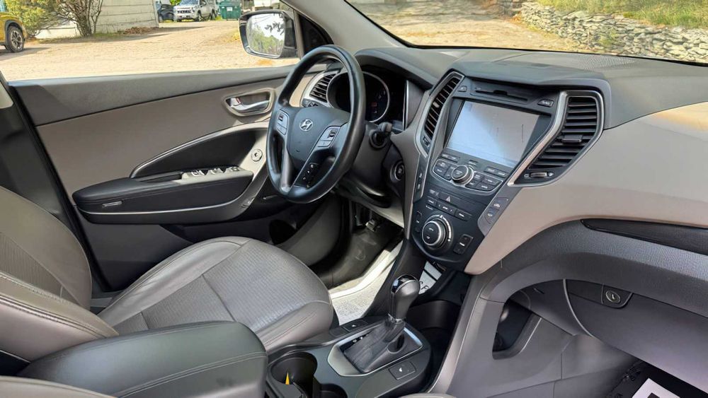 Hyundai Santa Fe Sport      2013