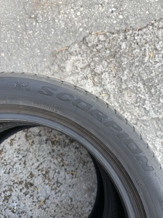 Pneus 235/50r20 Pirelli Scorpion com 75% piso