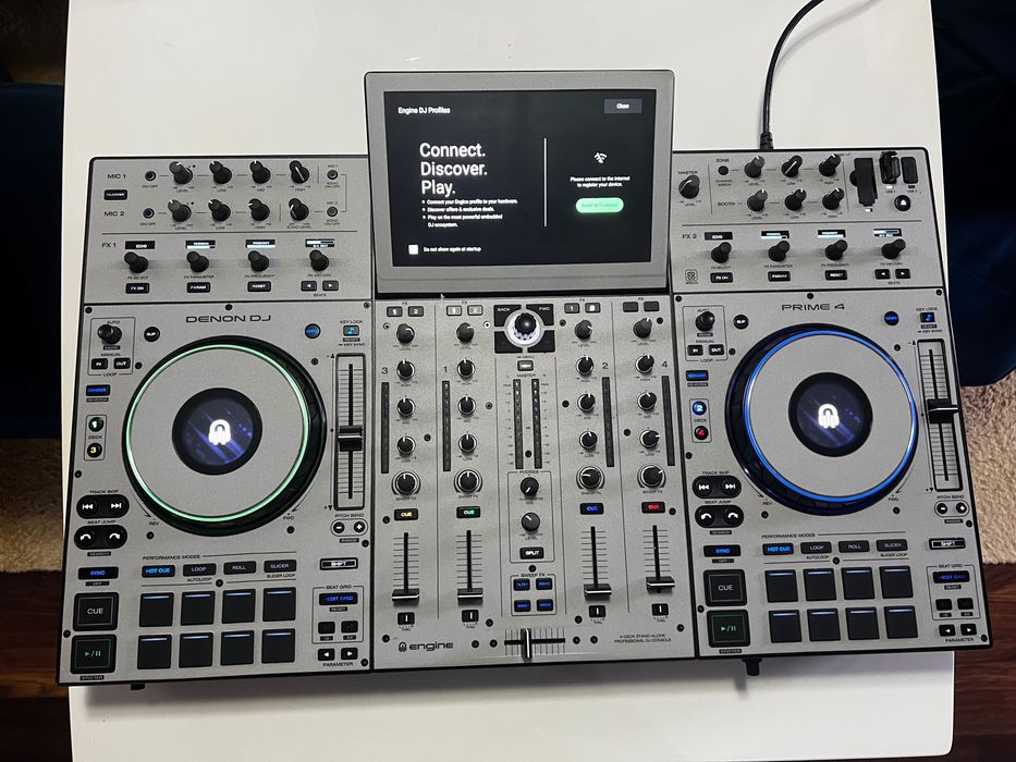 DENON PRIME 4+ plus DJ standalone