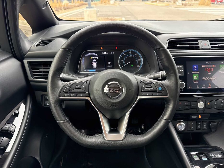 Nissan LEAF SL Plus      2020