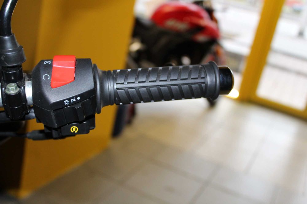 Мотоцикл SPARK SP250R-35