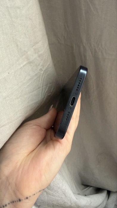 Продам IPhone 15 Pro Max