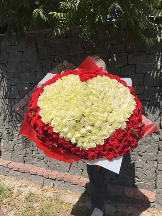 Великий букет троянд Рівне, 101 троянда