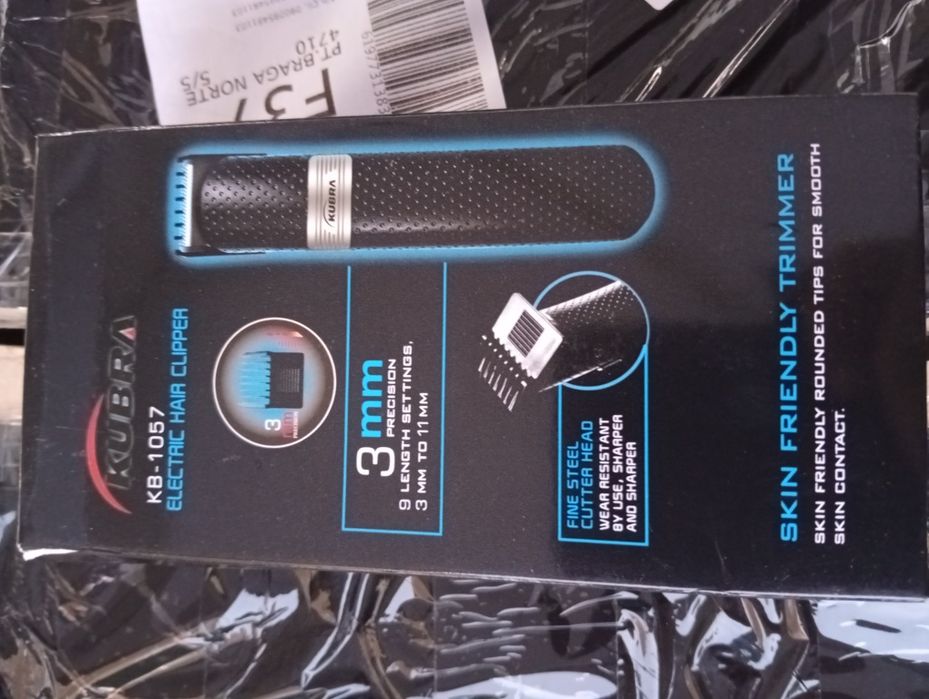 Maquina de cortar cabelo e barba