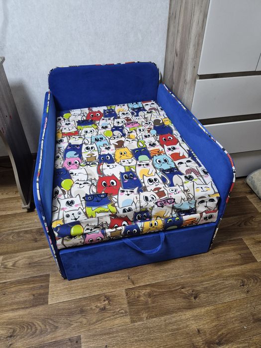 Продам Дитячий диван