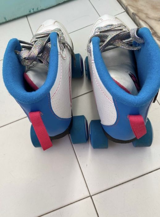 Patins quad (4 rodas) estilo retrô vintage COMO NOVO