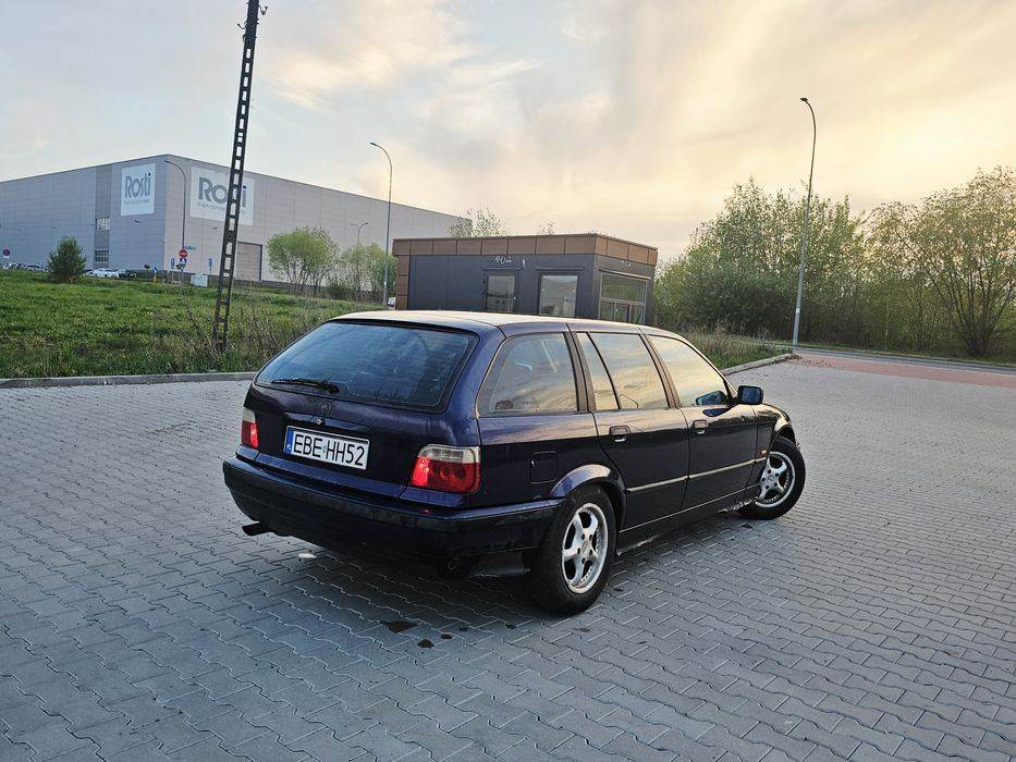 Bmw e36 320i 150KM R6 LPG  Sprawna Klimatyzacja  dyfer 4.44