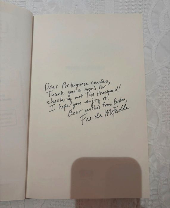 Livro “A Criada” de Freida McFadden