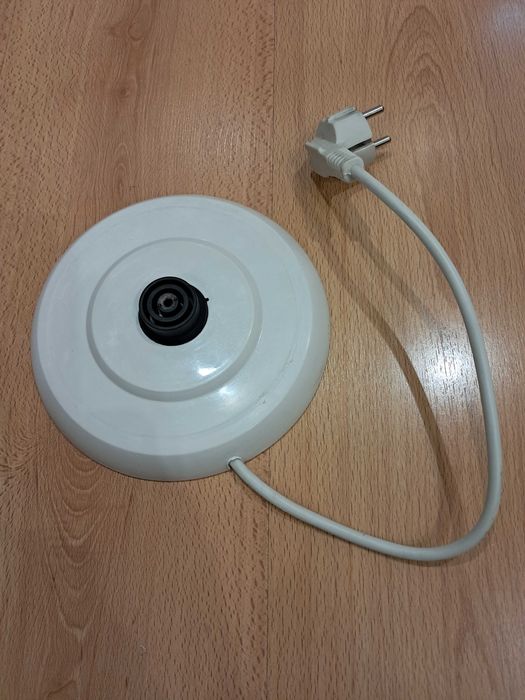 Электрочайник Сатурн Saturn