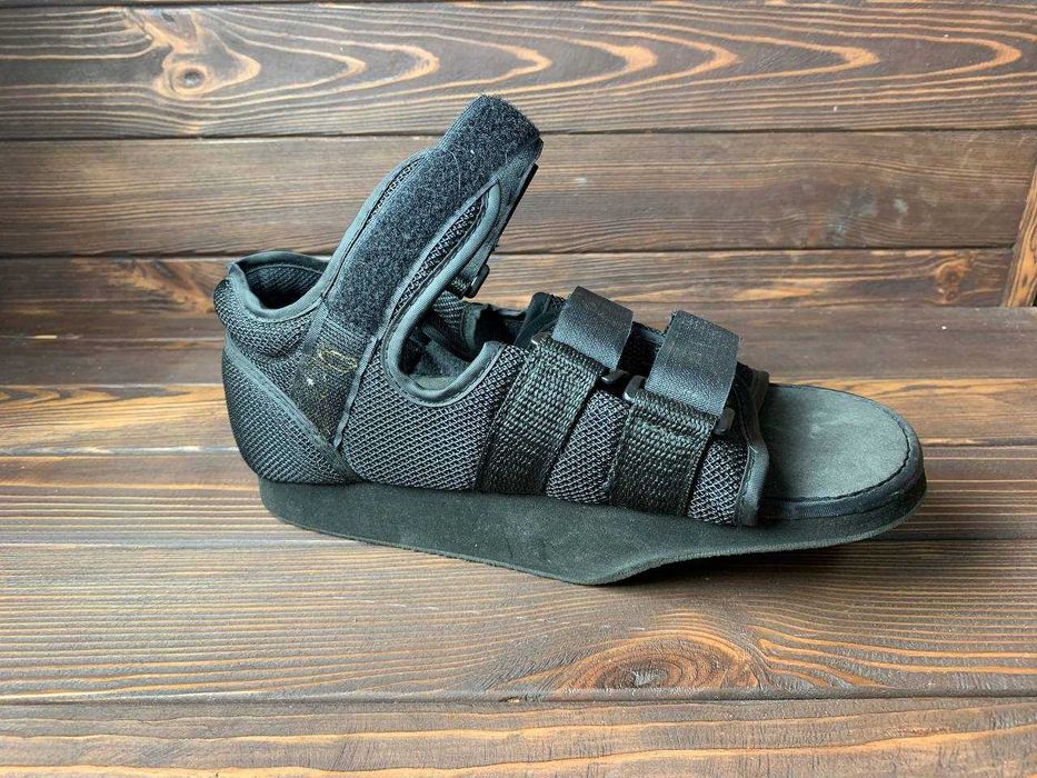 Ортопедичне взуття на гіпс