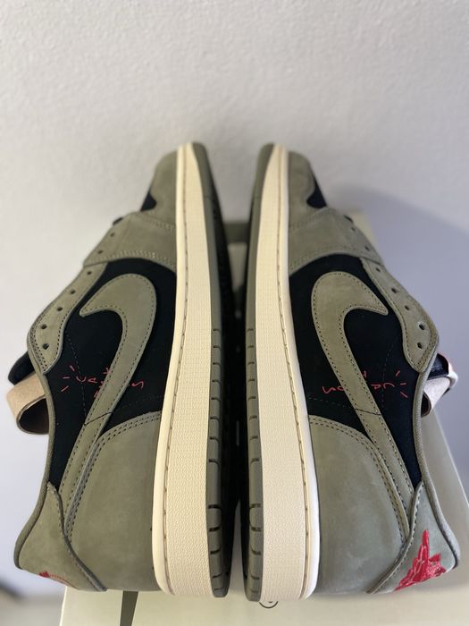 Air Jordan 1 Olive x Travis Scott
