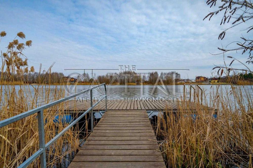 Таунхаус з терасою/газ/на березі річки/КМ Сонячний Луч, Козин