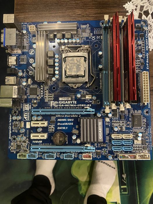 Sprzedam plyte glowna z procesorem i ramem