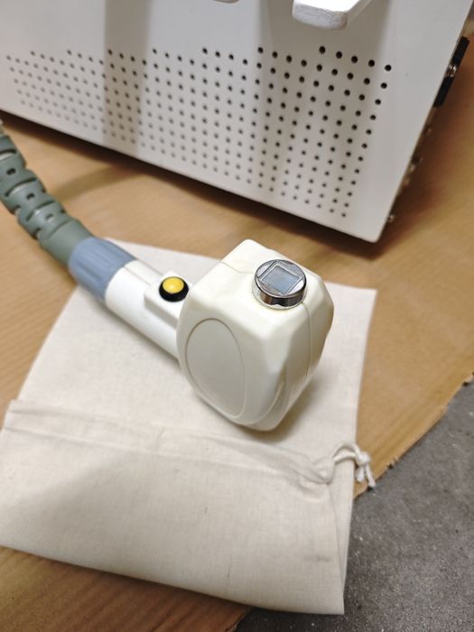 Máquina Depilação Laser Tripla Onda