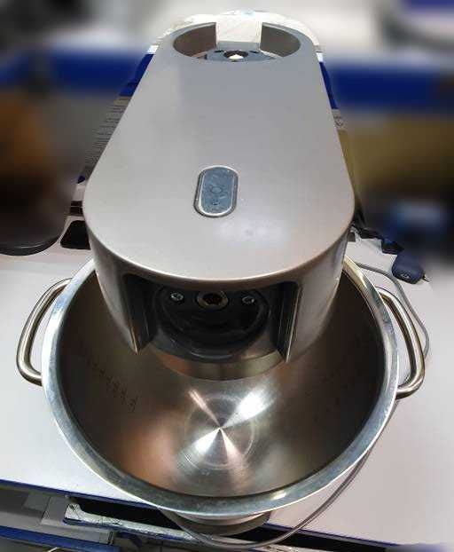 Кухонный комбайн Kenwood kvl80