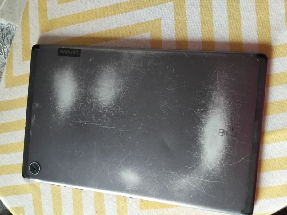 Планшет Lenovo tab M10 FHD plus