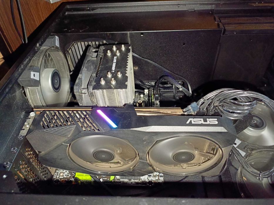 PC Gamer - Intel 16x2.6GHZ/32GB RAM/RX5700 8GB/2xSSD/550W 80 Plus