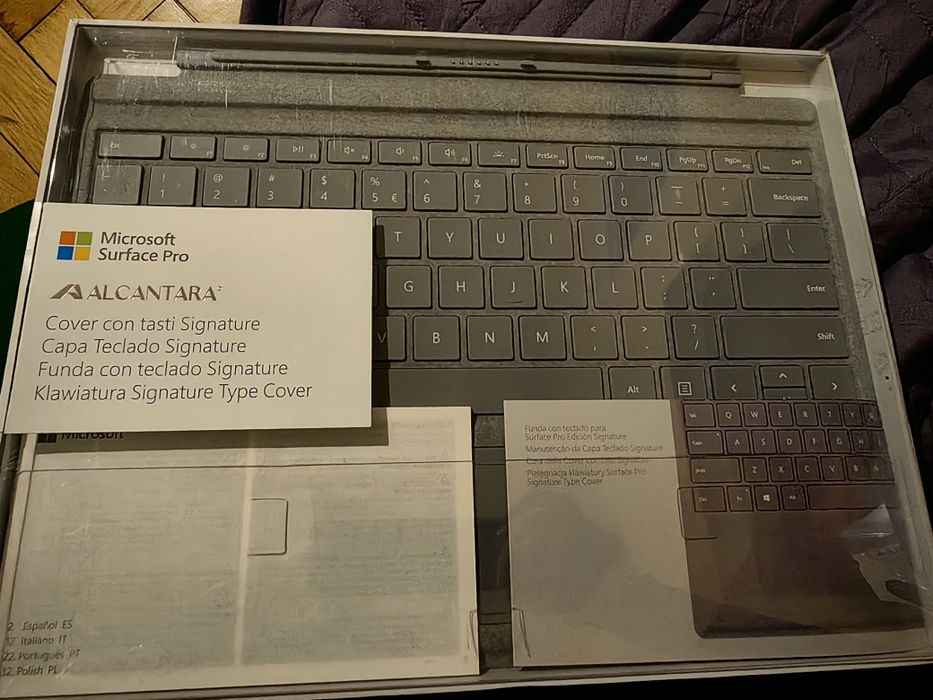 Klawiatura Microsoft Surface Pro Alcantara  NOWA!