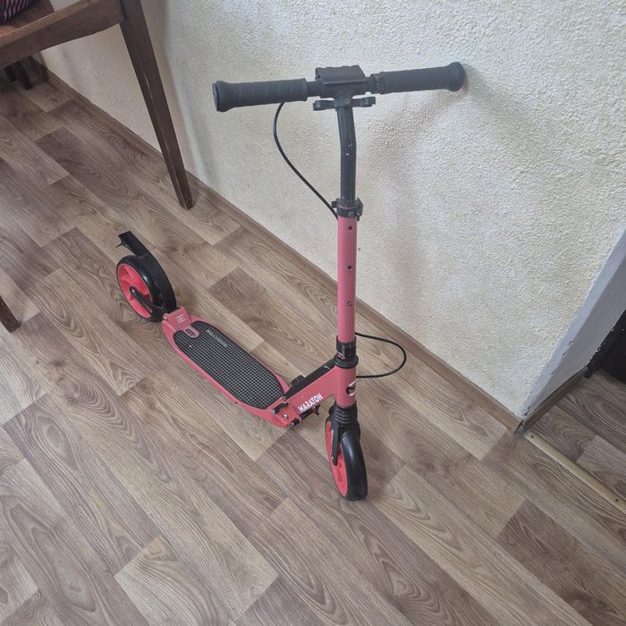 Самокат Maraton.