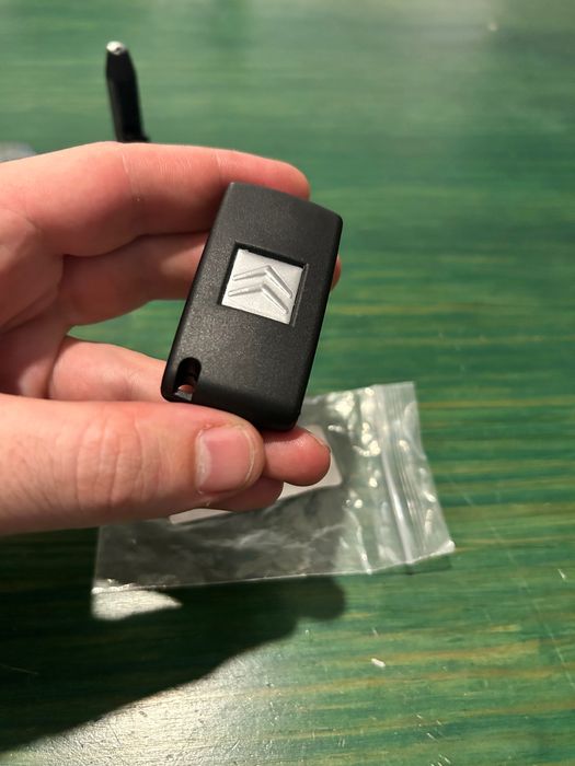 Vendo comando c4 mais símbolos e encaixe para manete das mudanças