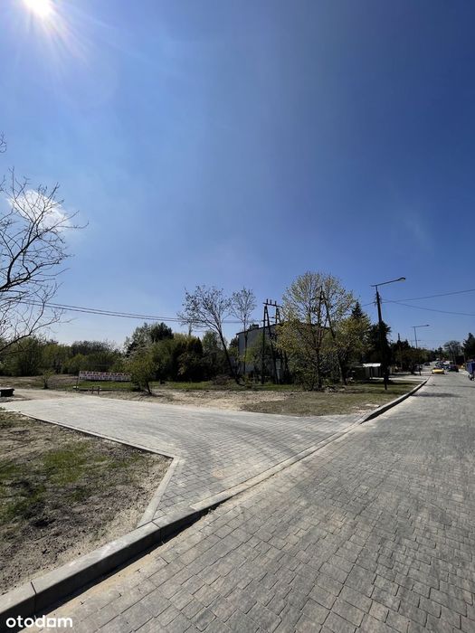 Działki budowlane na sprzedaż blisko centrum handlowego M1