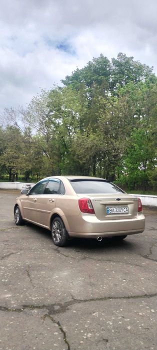 Продам автомобіль 2011 року