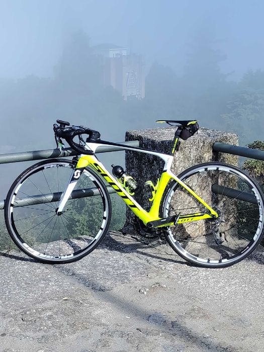 Bicicleta scott foil30