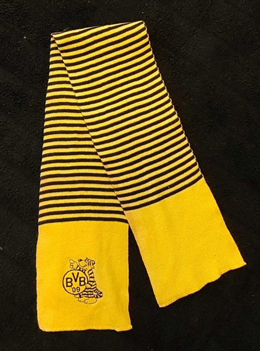BORUSIA Dortmund szalik piłkarski dziecięcy nowy