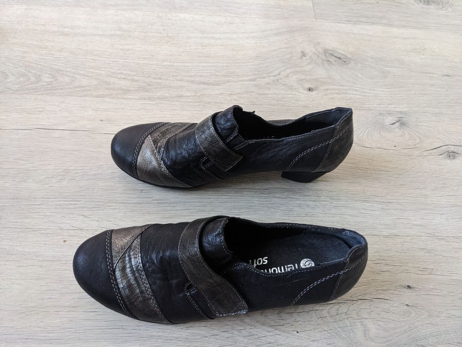 Шкіряні туфлі макасіни Remonte 40