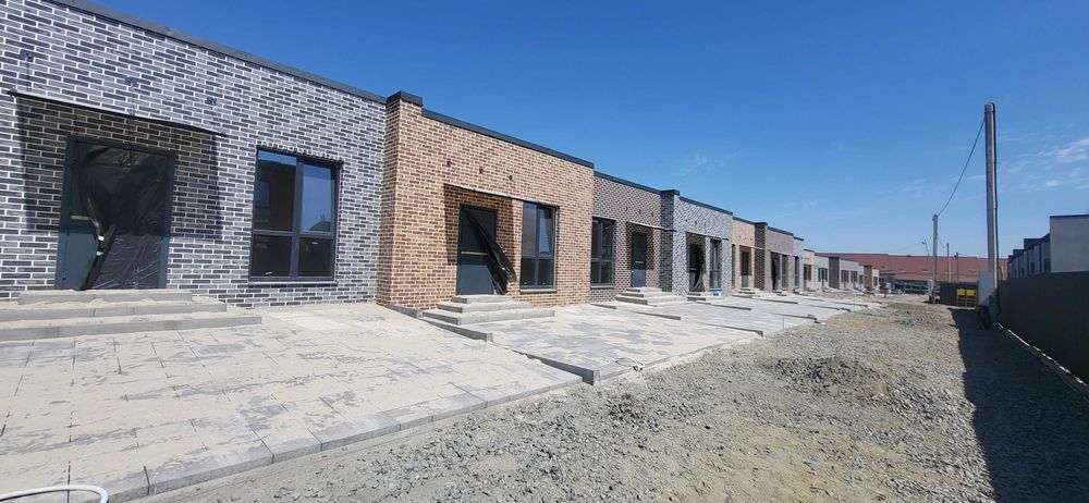Готовий таунхаус з газом, на ділянці 1,5 соток