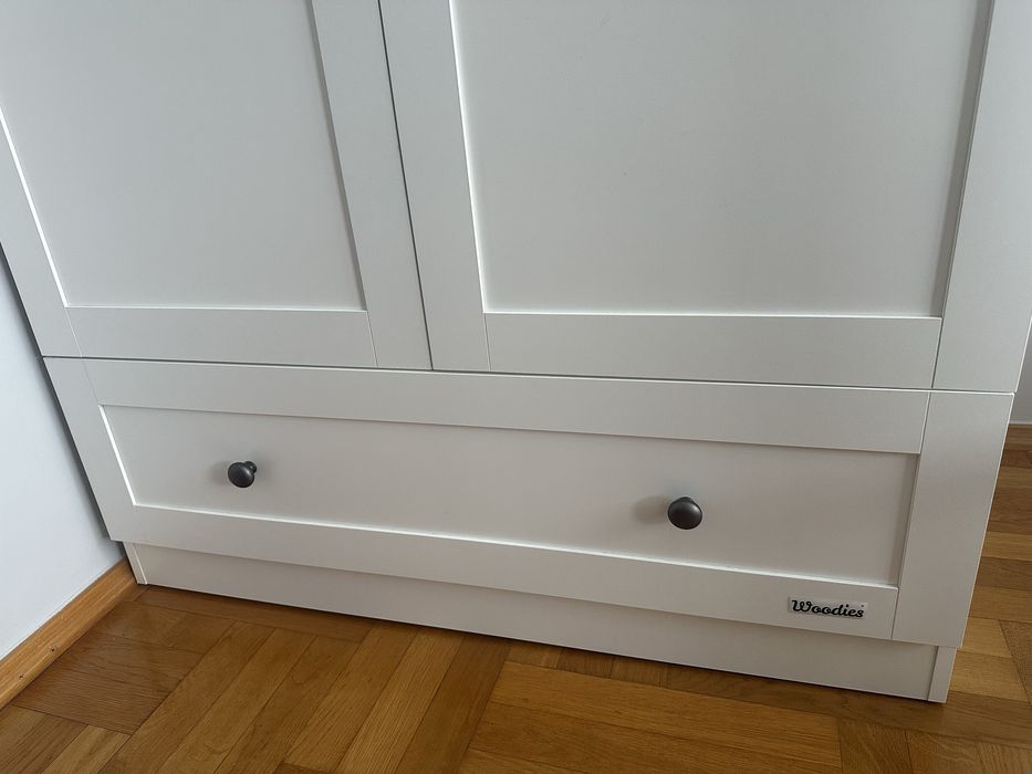 Biała szafa Woodies Classic