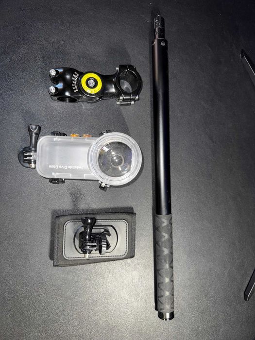 Insta360 X4 (8K) - Kit Completo c/ Invisible Dive Case e Extras