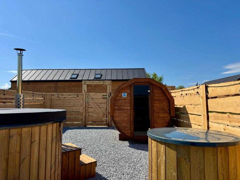 Wypoczynek tuż obok Energylandi! Magiczne domki w Piotrowicach czekają