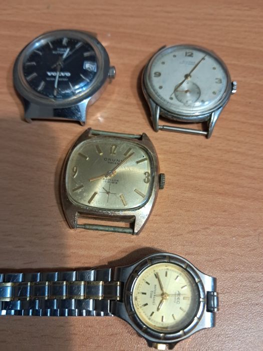 Relógios bom estado