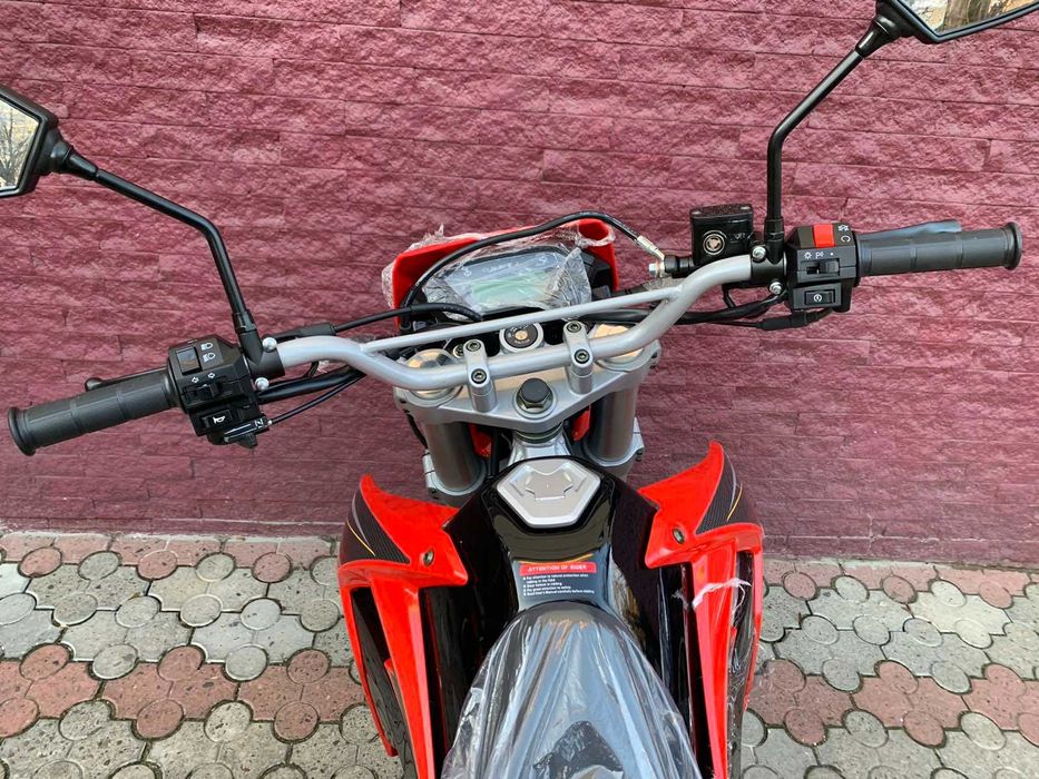 Мотоцикл Loncin LX300GY SX2 PRO