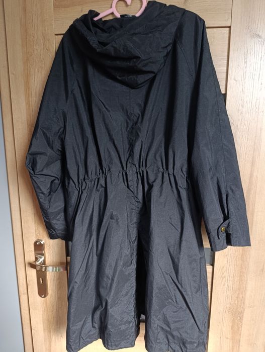 Parka z odpinanym kapturem