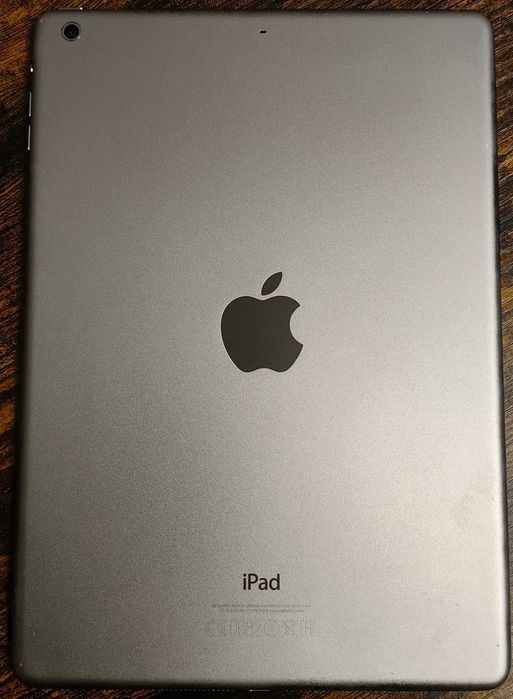 Tablet Apple iPad Air A1474 16GB Wi-Fi