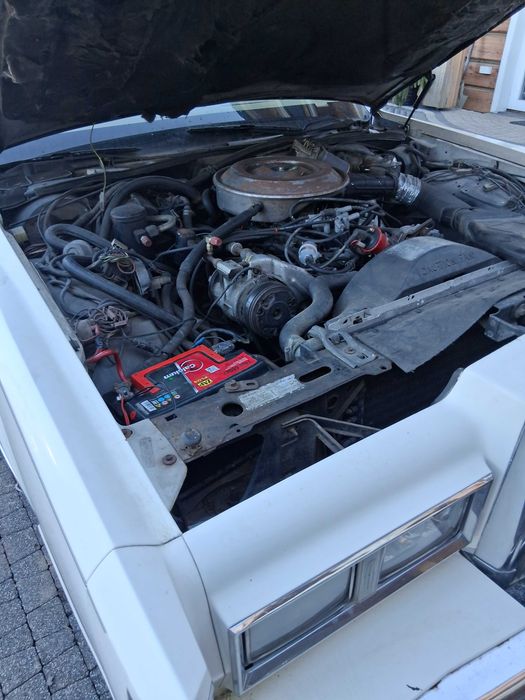 Linkoln Car  Town V8