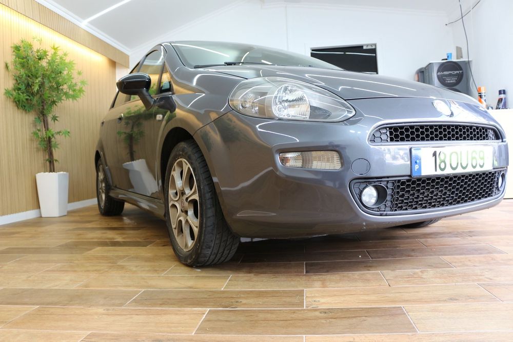 Fiat Punto Evo ver-1-3-m--jet-lounge-s-s