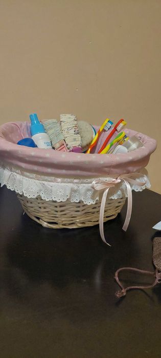 Cesta de produtos de bebé