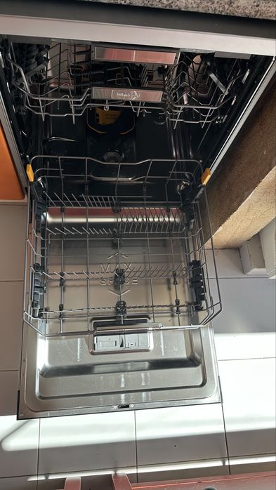 Máquina de Lavar Loiça WHIRLPOOL