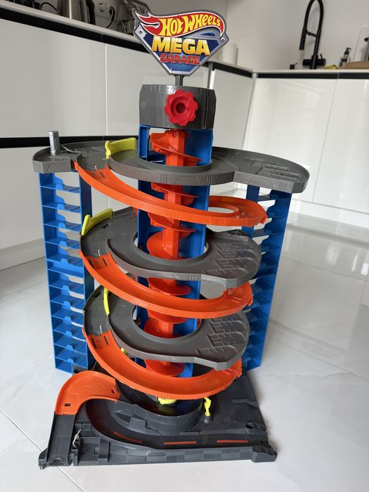 Паркинг Hot Wheels, стан  5/5