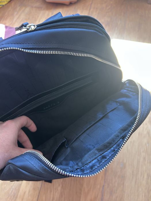 Mochila preta para computador da Parfois