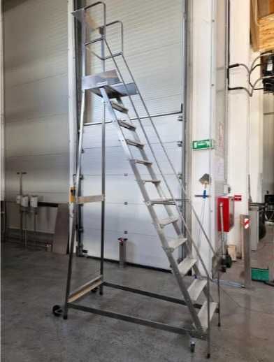 Escadas com Plataforma