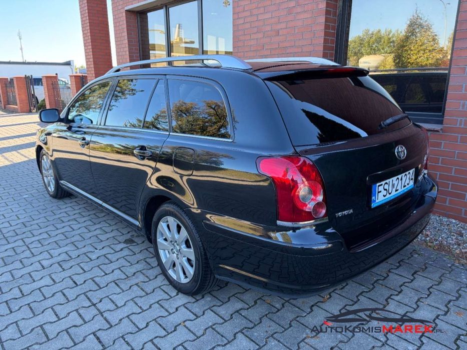 Toyota Avensis 2.0 diesel / 126 KM / zarej w PL / 6 biegów / zadbany /możliwa zamiana