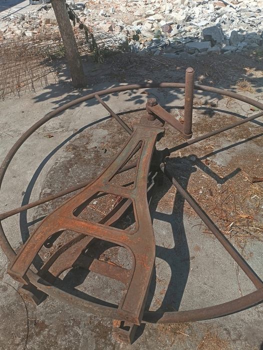 Roda de poço antigo