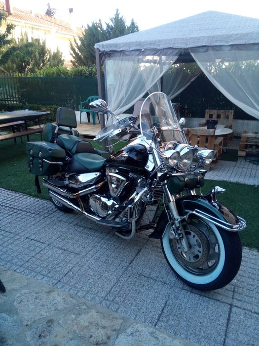 Suzuki Intruder 1500 VL
